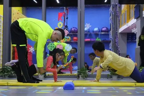 相信每位家长都是希望自己的孩子既聪明又懂事,其实遗传只是一小