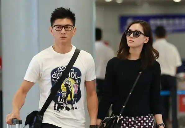 刘诗诗眼睛睁不开无神的原因 刘惜君的老公是谁