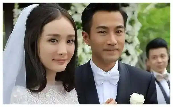 刘恺威亲手接过9岁小糯米被拍,网友赞颜值继承杨幂美!_时尚_人们_女儿