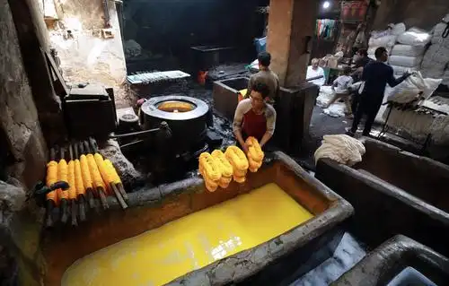 埃及的传统纱线染坊_萨拉马