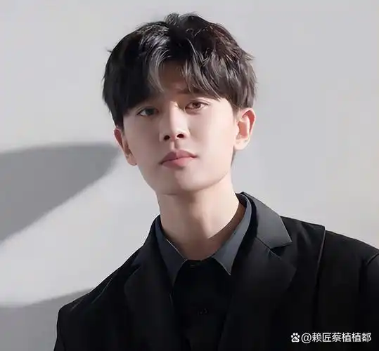 1李易峰翻车 荣登"一哥"