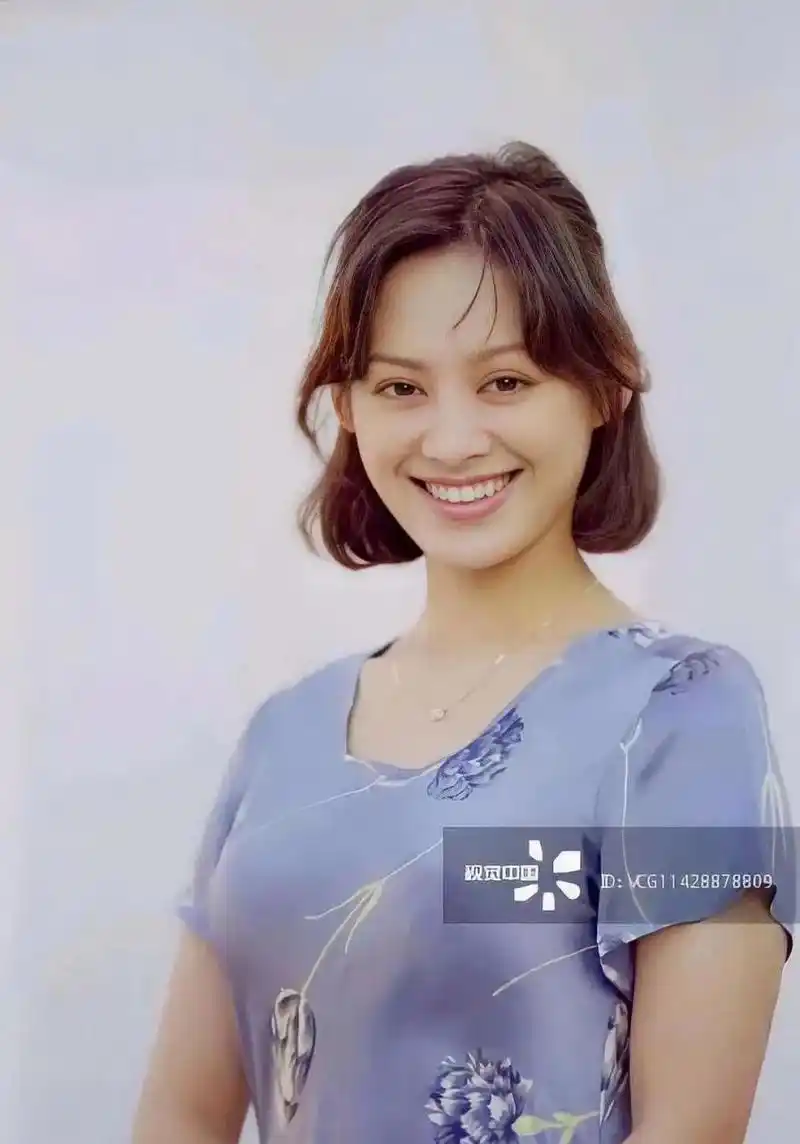 被宁静惊艳的记忆  曾经,20岁的宁静在银幕上出现,带给观众们清纯可人