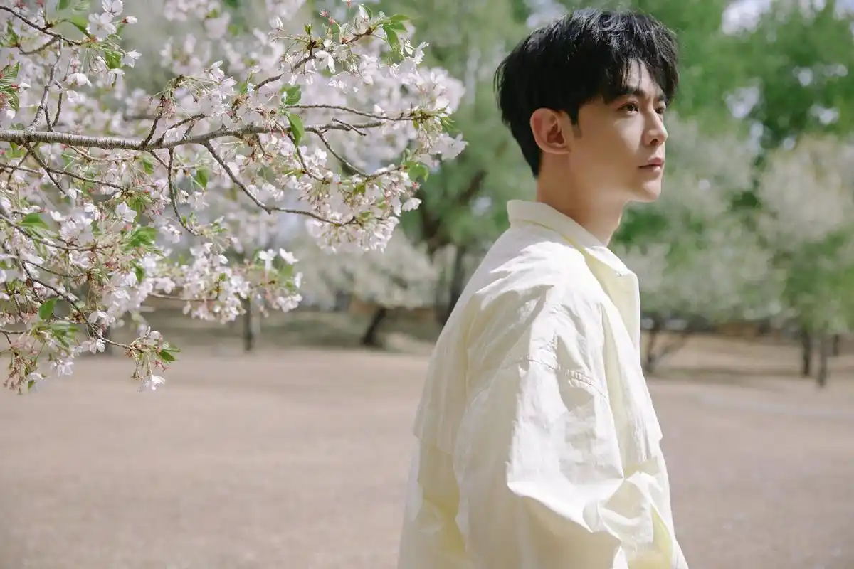 唐晓天高清壁纸头像(五)[吃鲸]