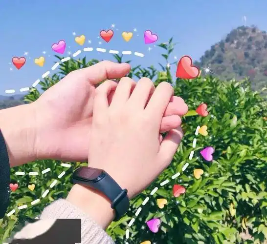 超火情侣手势照推荐给你让你可以低调撒狗粮