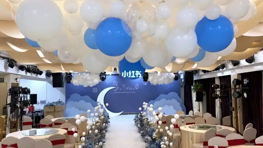 婚礼气球吊顶