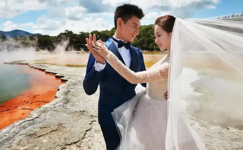 吴奇隆和刘诗诗以他们的坚持和付出,诠释了幸福的真谛.