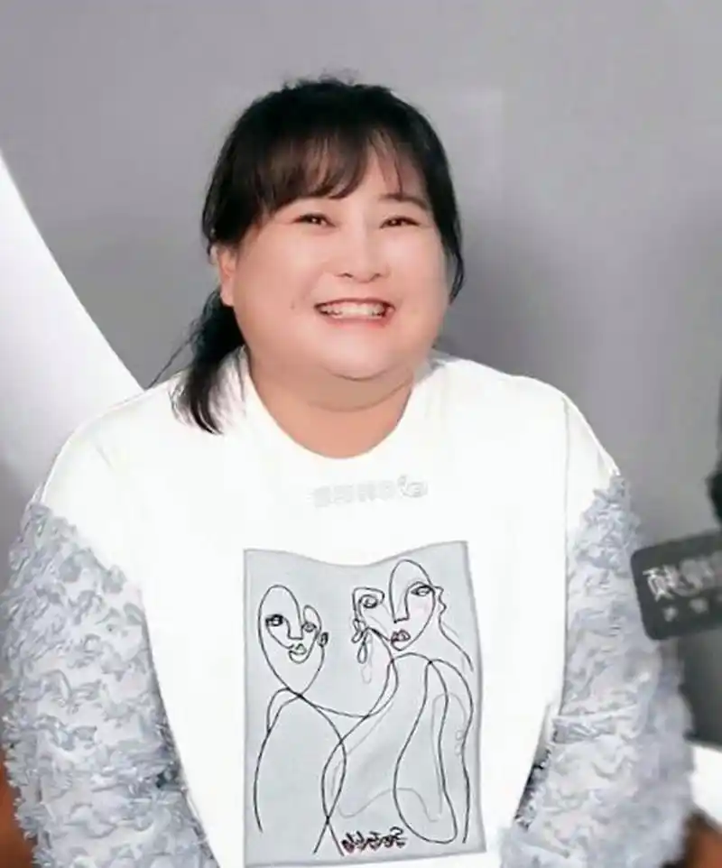 贾玲的减肥计划刚刚被曝光,想要成功瘦下100斤.