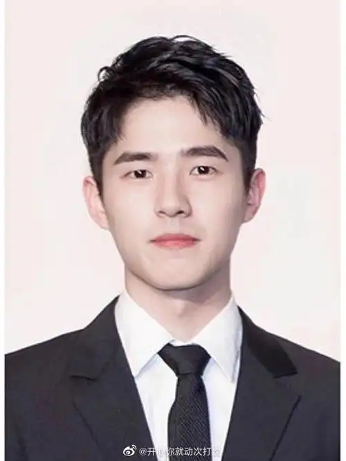 一组刘昊然的证件照,男朋友好帅!__财经头条