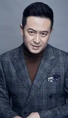 张嘉译现场诠释角色的自卑,不愧是老戏骨!_王大山_柯雷_生活