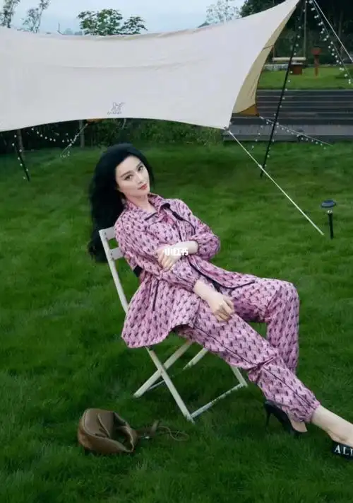 代言人范冰冰,品推官左岸潇,品牌好友陈燃 | 明星同款穿搭诠释u/ti穿