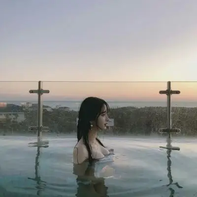 海边 唯美 泳装女头_女生头像_我要个性网