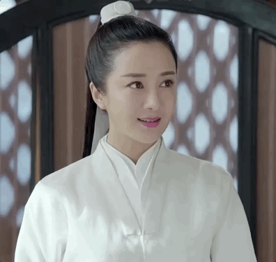 李依晓终于火了!被狗咬伤5次整容,出演《扶摇》演技好到想打她