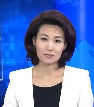 这个女主播叫什么名字?