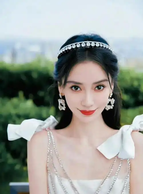 杨颖美图赏析千娇百媚生