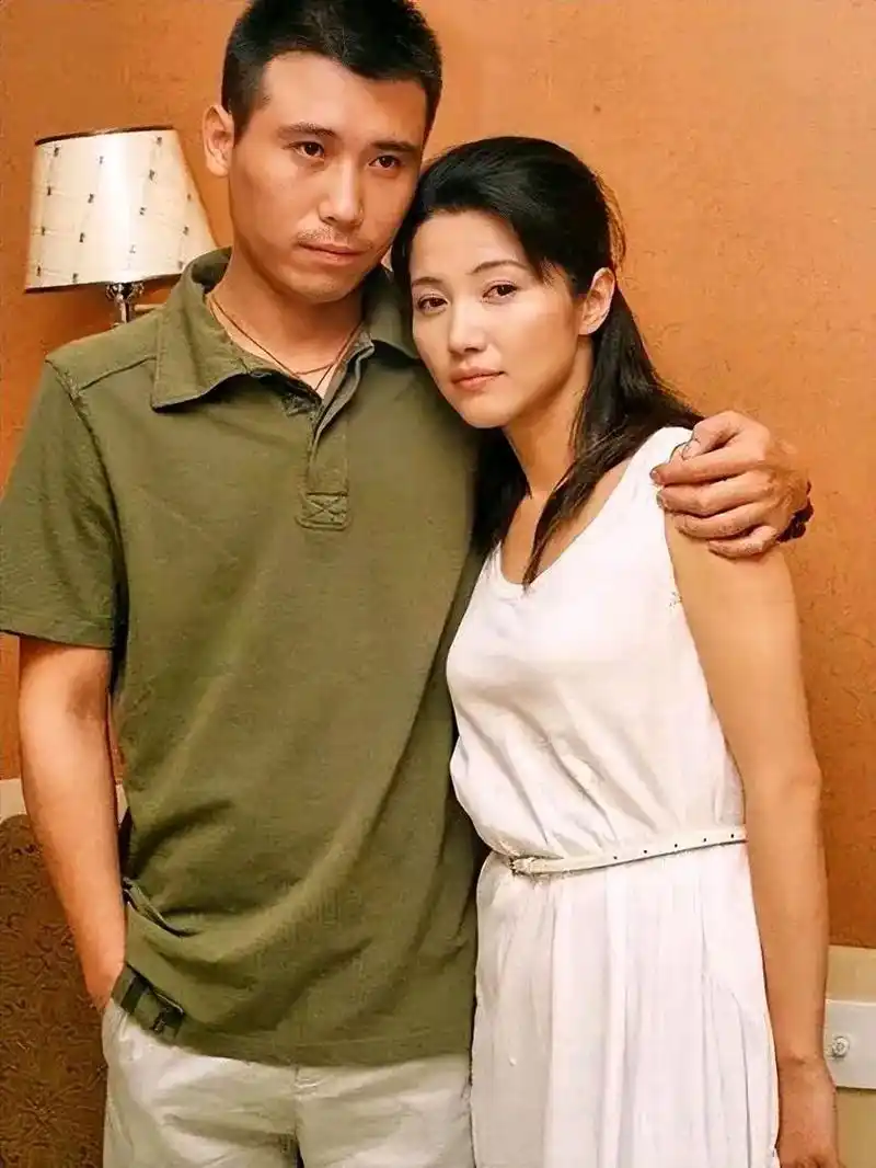 李乃文和颜丙燕简直太般配了,她们是现实中的真实夫妻吗?