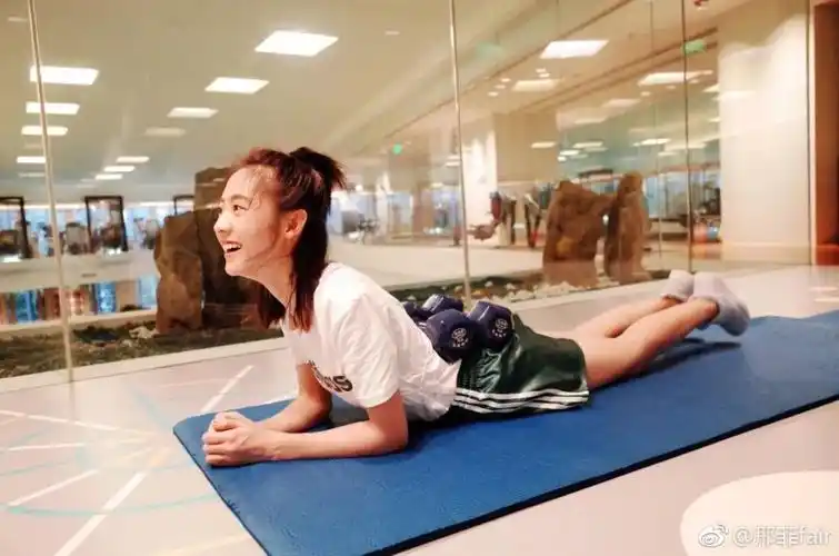 在最好的"小时光"里遇见最好的邢菲