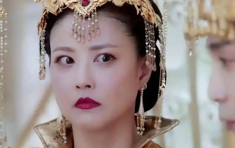 "周芷若"周海媚:57岁独居北京,不结婚不生子,坦言不需要男人_感情