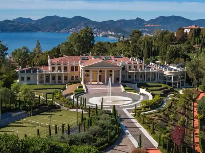 法国戛纳9亿元超级海景别墅庄园意大利风格