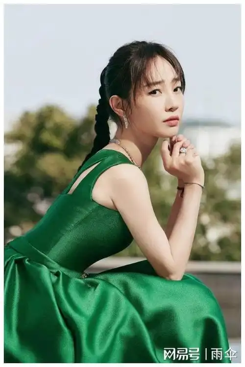 有着王珞丹的颜值,还有李小璐的好身材,白百何太可惜了