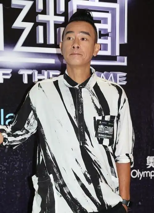 陈小春:暖心互动,《我想和你唱》曾陪歌迷度低谷