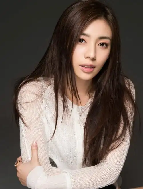 张梦恬,2月18日出生,中国内地女演员,毕业于北京电影学院.