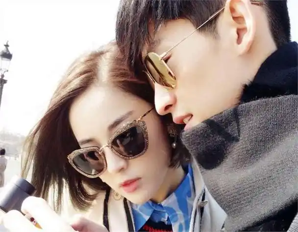 他的无数迷妹心甘情愿成为他的脑残粉,张翰刚与当红小花某爽结束恋情