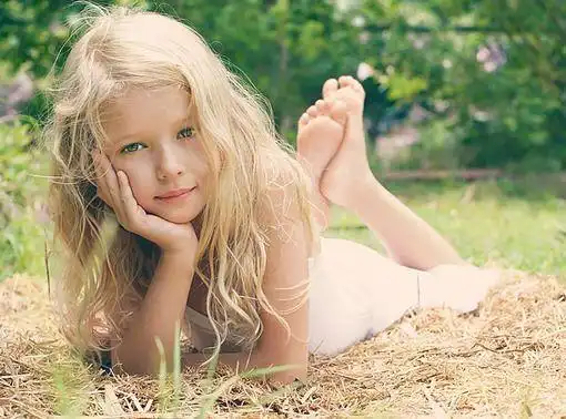 来自于 素材丨孩子丨儿童丨美图丨壁纸>的照片_royaltyw的百度相册