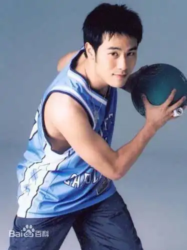 从地球先森到小火炬新晋男神陈亦飞成圈粉利器陈亦飞个人资料