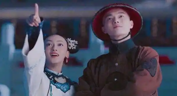 一时间让人回到了演富察傅恒的时候,而女主角更是大家所熟悉的吴谨言