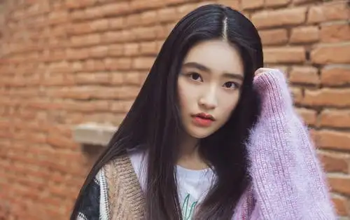 初恋那件小事何欣的扮演者是谁 柴蔚个人资料介绍