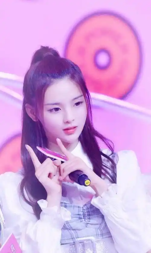 朱一龙,蔡徐坤,杨超越最新流量王,未来还会这么火吗?_资源_因为_团队