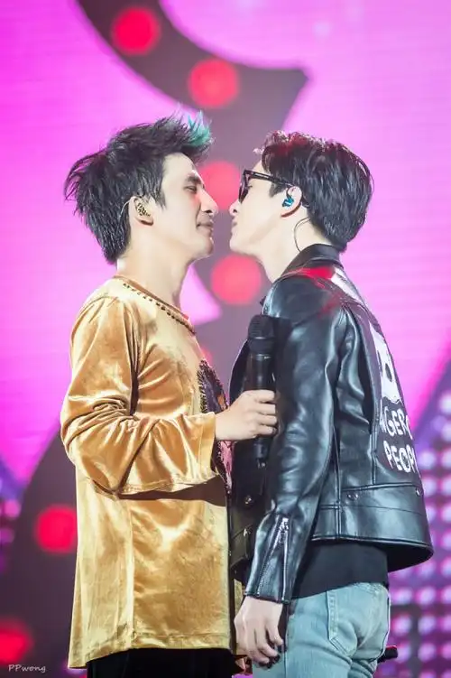 大张伟 & 薛之谦