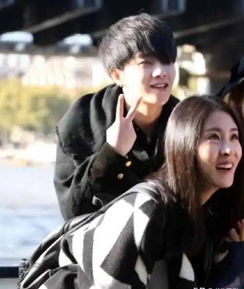 有一种"谋算"叫张碧晨和华晨宇!孩子4岁了,才明白这盘大棋!