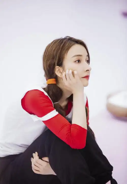 吴昕《乘风破浪的姐姐》第四期剧照图片