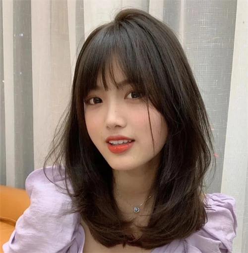 层次内扣锁骨发 瘦脸减龄不是梦_最新发型 - 美发站