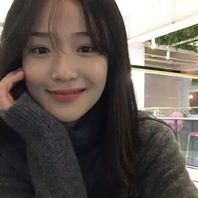 素颜漂亮小姐姐头像