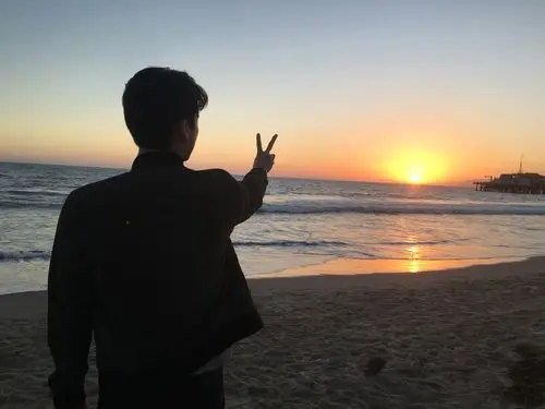 原创朱一龙王一博肖战周杰伦等十二位大偶像只看背影你能认出几个