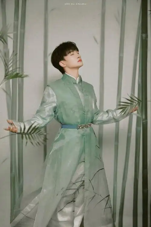 周深 吟唱的神##周深加盟北京卫视跨年