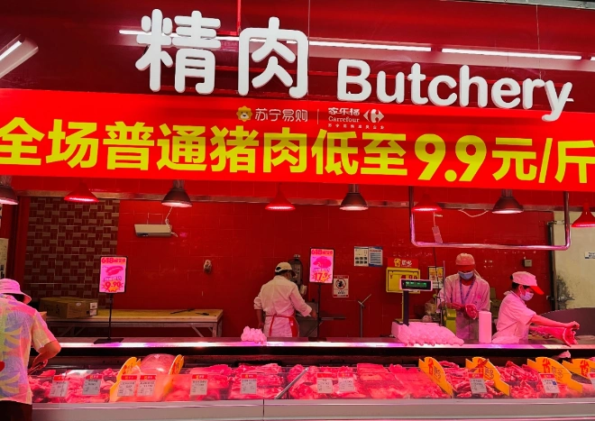 记者走访福田农批市场肉档猪肉价格坐滑梯连续4个月下跌
