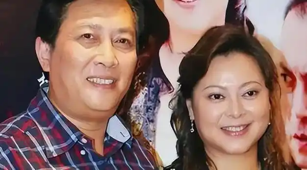 抛妻弃女国内赚钱国外花如今的唐国强早已被利益掩盖了双眼