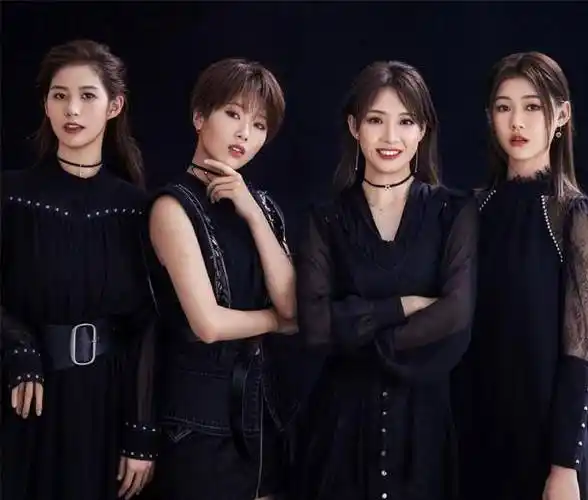 国内女团人气排行榜公布,超一线当之无愧,三线女团地位太尴尬!