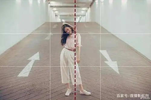如何用相机自带九宫格设置拍出高逼格的人物照片