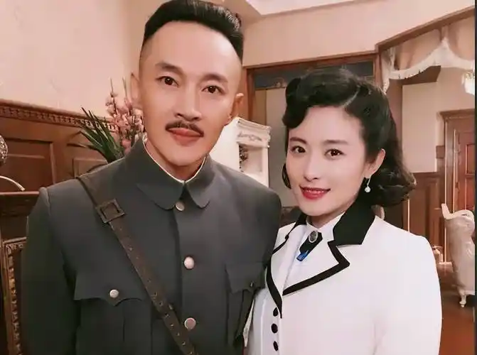 《热血军旗》里的宋美龄;《我的仨妈俩爸》里的白鸽;《遥远的距离》里