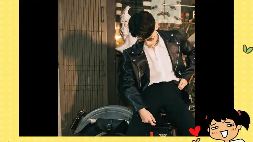 【白敬亭】:压制不住内心的邢克垒了