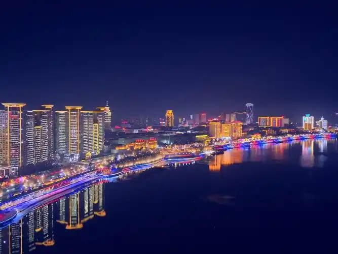 不是上海去不起,而是吉林市"小外滩"更有性价比-吉林有个吉林市