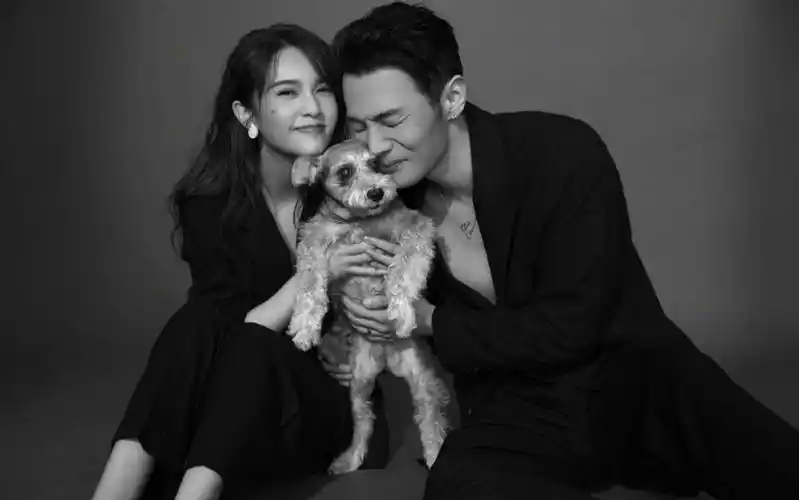 李荣浩出轨吉克隽逸并离婚两人发声辟谣杨丞琳安抚老公和姐妹