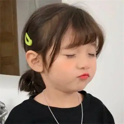 嘟嘴小女孩头像超萌可爱儿童头像超萌女孩嘟嘴