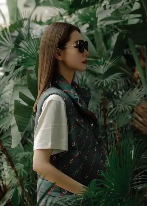 戚薇简约风优雅气质写真图片26