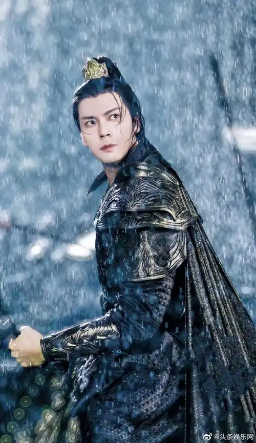 被陈伟霆的制服造型治服##请陈伟霆不要随便穿制服