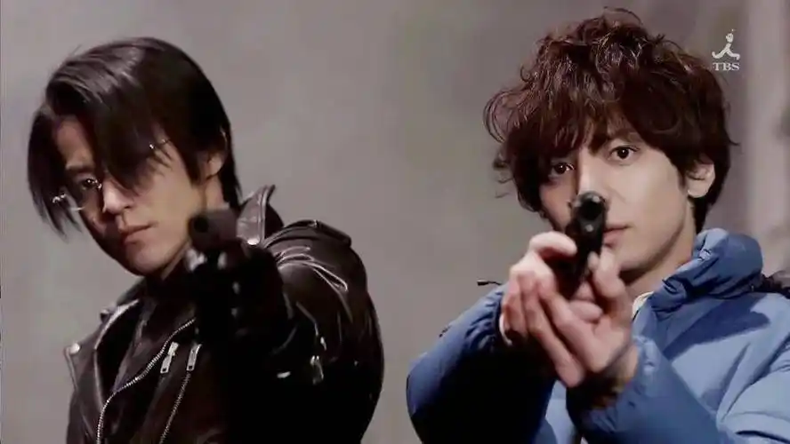 粉丝们不禁怀念起两人合作过的各种作品,评论道:"想再看一遍无间双龙